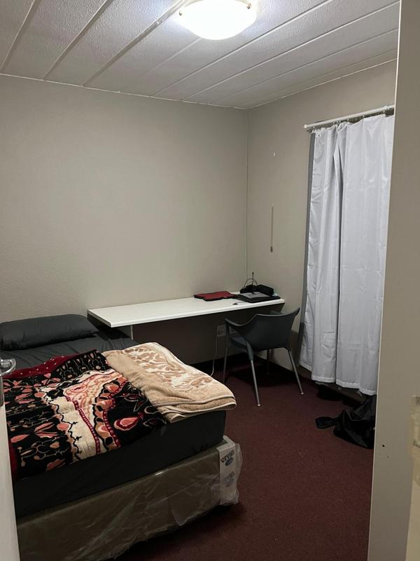 To Let 2 Bedroom Property for Rent in Kannoniers Park North West